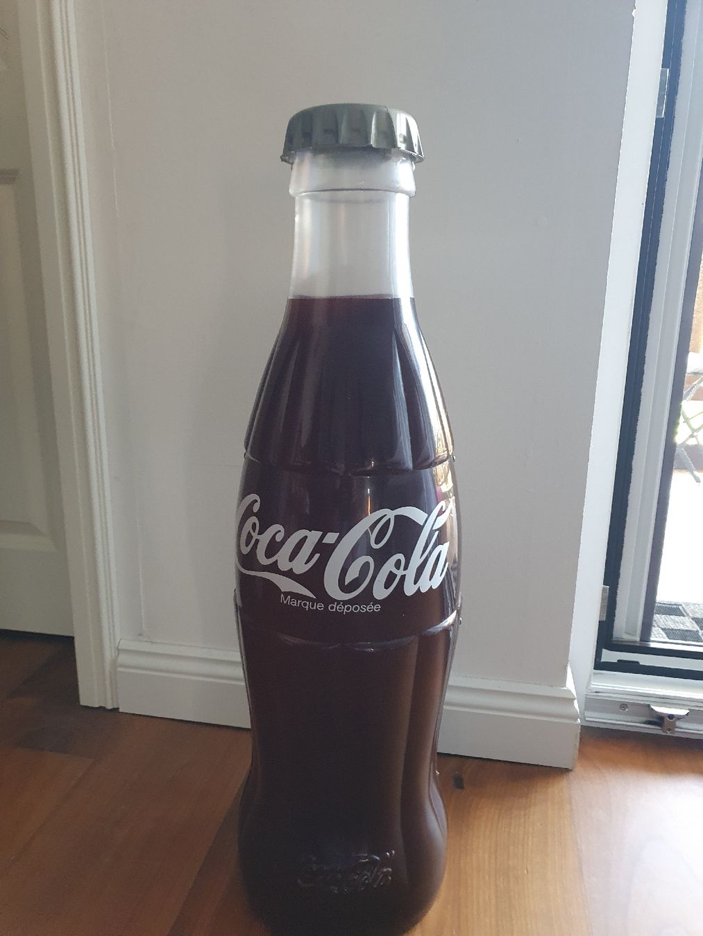 Coca-Cola Altro per la casa: Bouteille Coca-Cola pub décorative grande taille – Usato da Prévondavaux venduto da ama_lwd6
