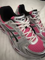 Laufschuhe pink/silber Grösse 40.5