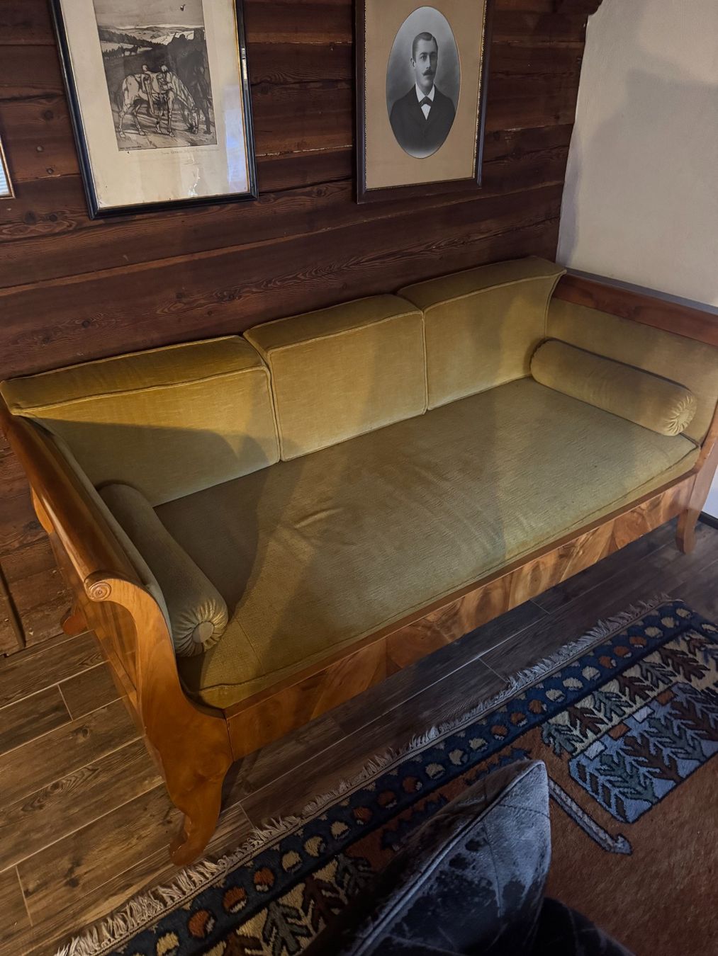 Sofas: Antikes Sofa – Gebraucht aus kiesen von ducatimaa 1