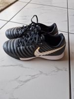 Fußballschuhe für Kunstrasen