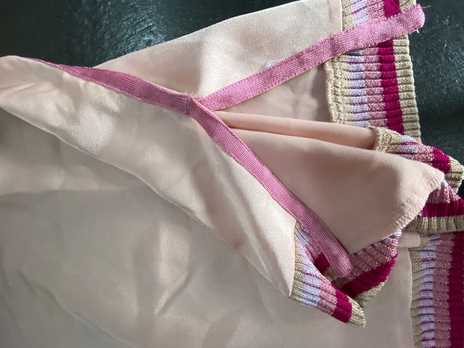 Maison Scotch Top: Top rosa Scotch and Soda M – Usato da Chur venduto da simhofstr 2