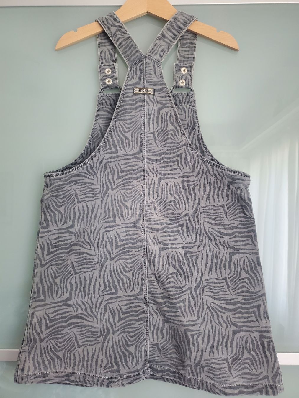 Vestiti & Gonne: Latzkleid gr. 122 babyface – Usato da Frauenfeld venduto da BeneFull 1