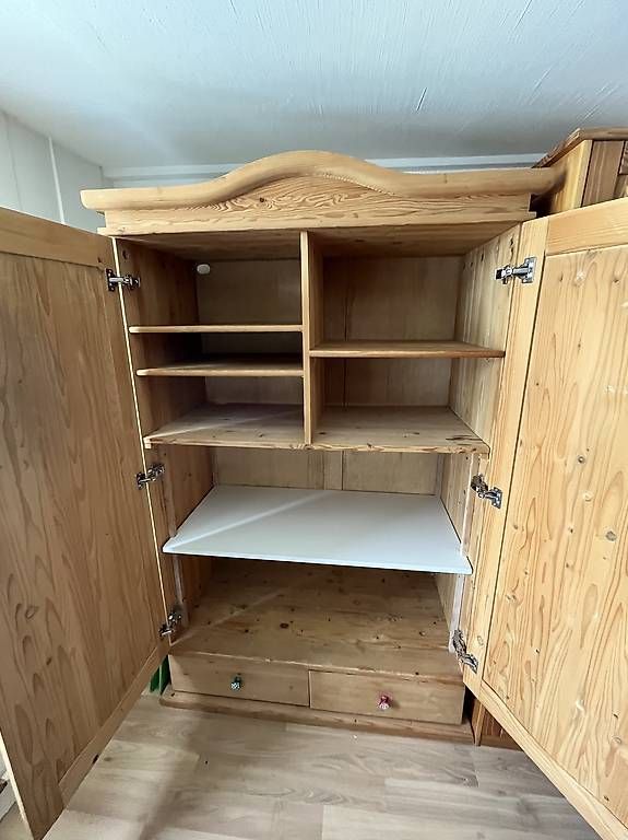 Armadi: Holzschrank - reserviert  – Usato da Wald AR venduto da big_jym9 1