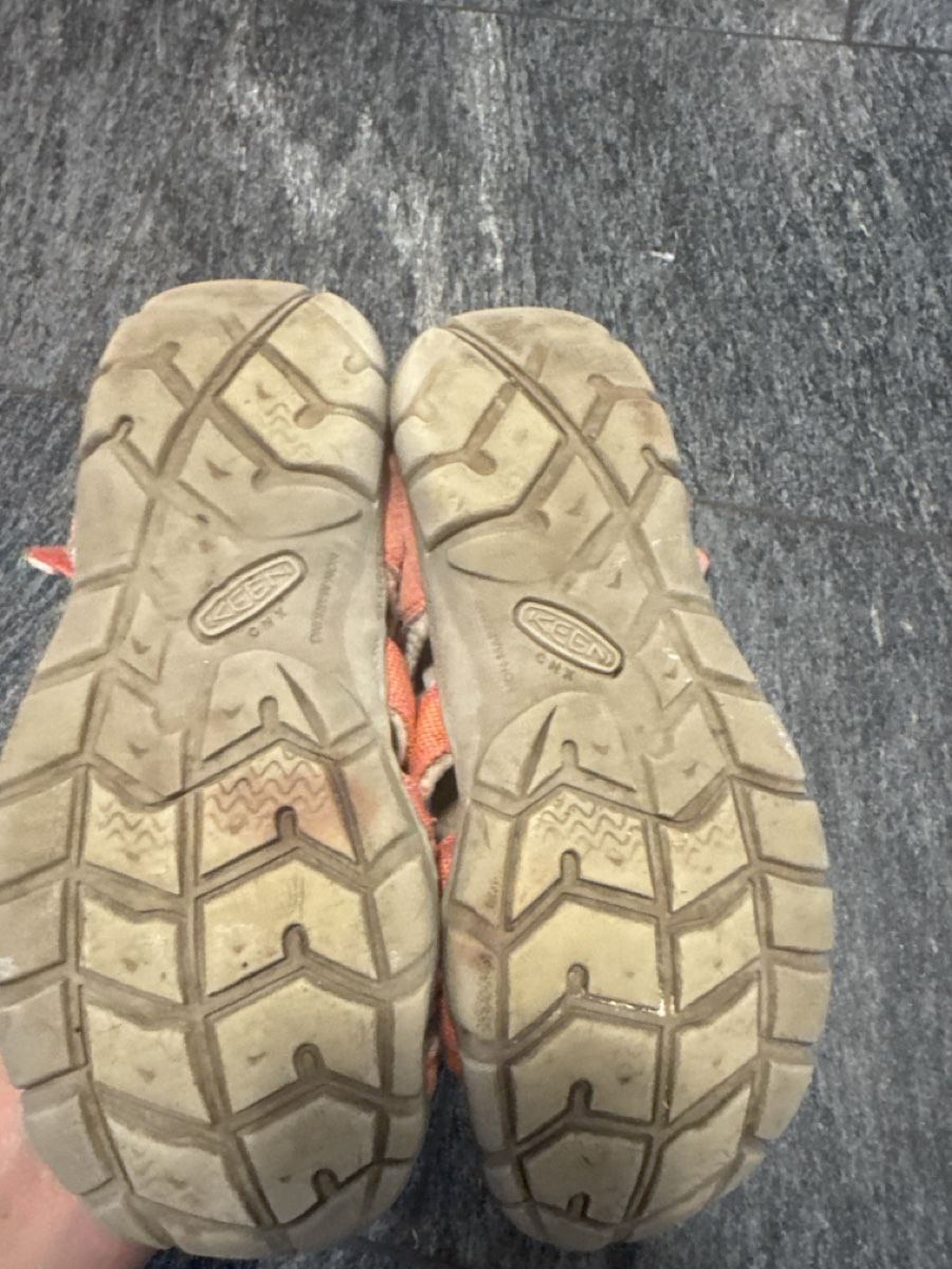 Keen Scarpe per ragazze: Keen Mädchen Sandalen Gr 34 – Usato da Wädenswil venduto da dor_ddx7 1