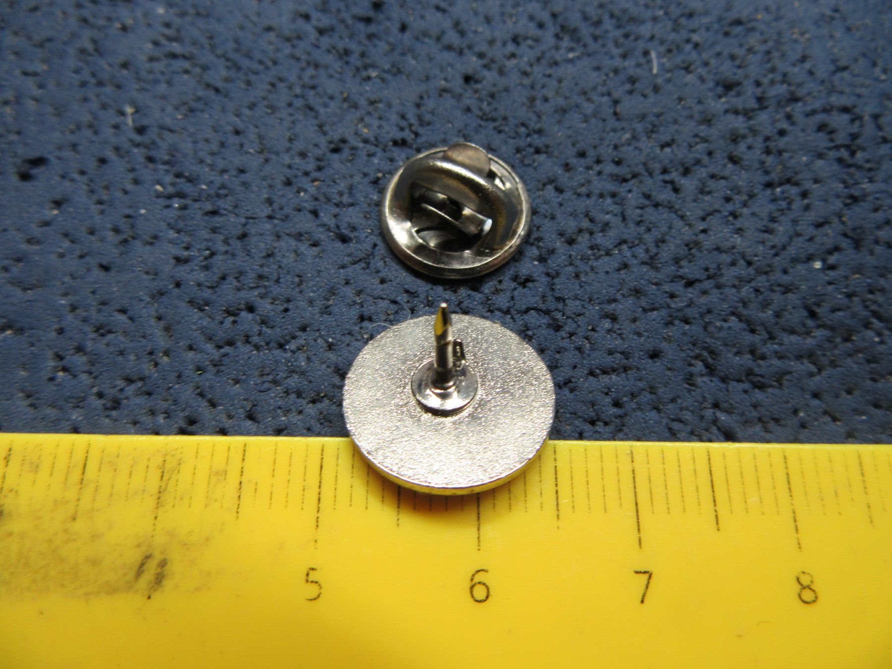 Buick Placchette & Badge: BUICK TREE SHIELD AUTO LOGO PIN ENAMEL KLEIN-FEIN – Usato da Ettingen venduto da Hausi4711 2