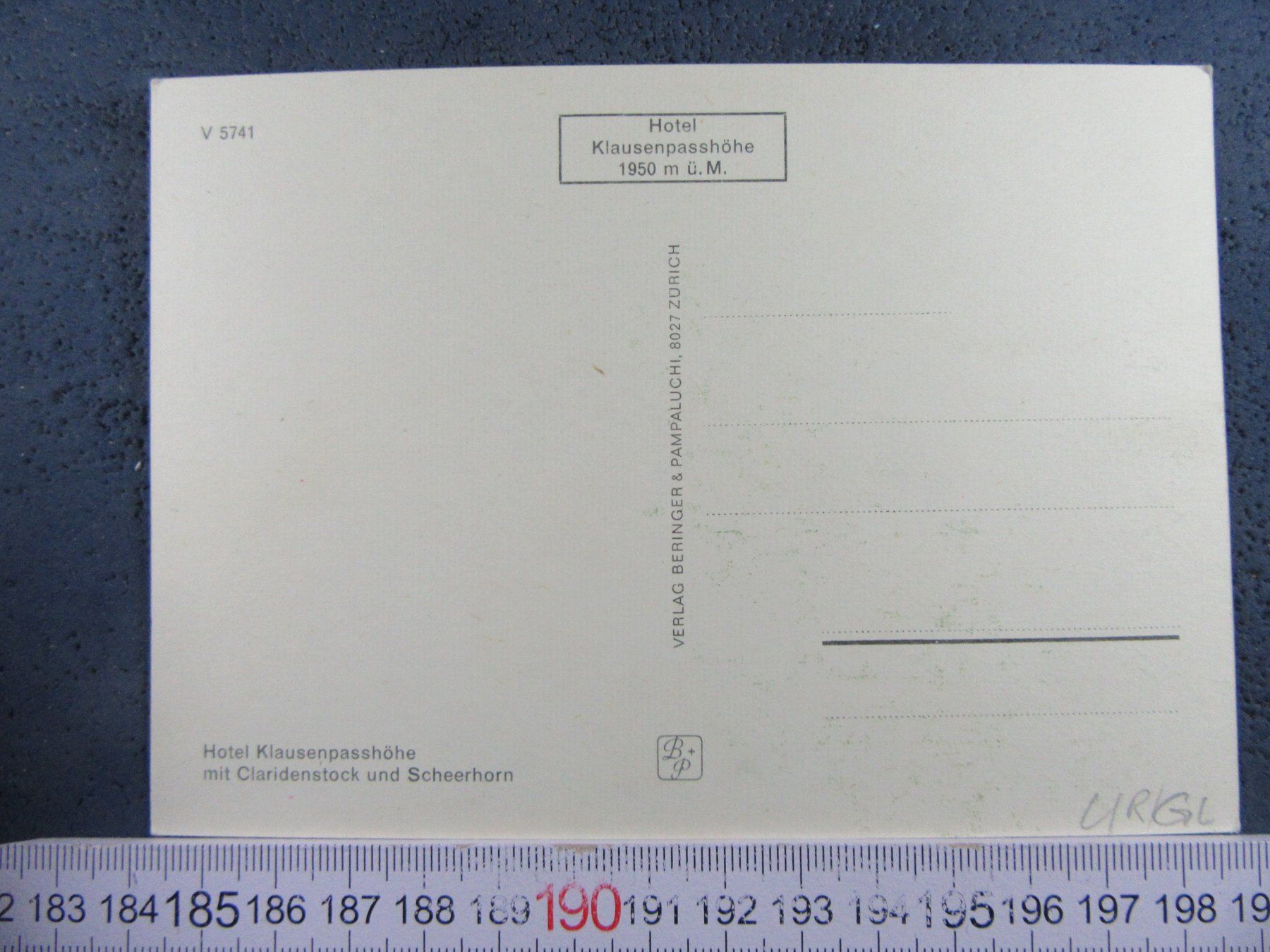 Cartoline postali: KLAUSENPASSHÖHE HOTEL URI AK VW KÄFER OLDTIMER AUTOS – Usato da Ettingen venduto da Hausi4711 2