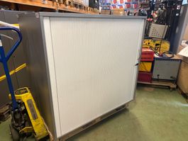 Lista/EMBRU Büroschrank m. Rollladen abschliessb. 160x113x44