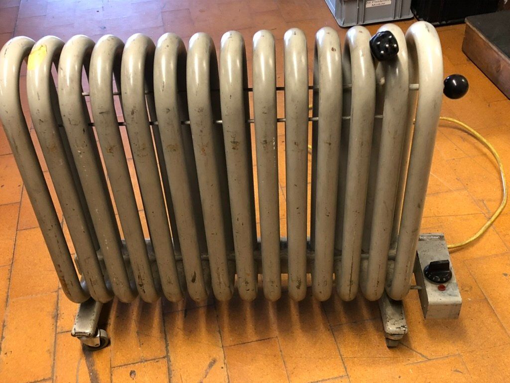 Radiatori: Oelradiator / Heizgerät Forster – Usato da Kräiligen venduto da akmeisterr