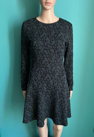 Kleid mit Leomuster 🖤
