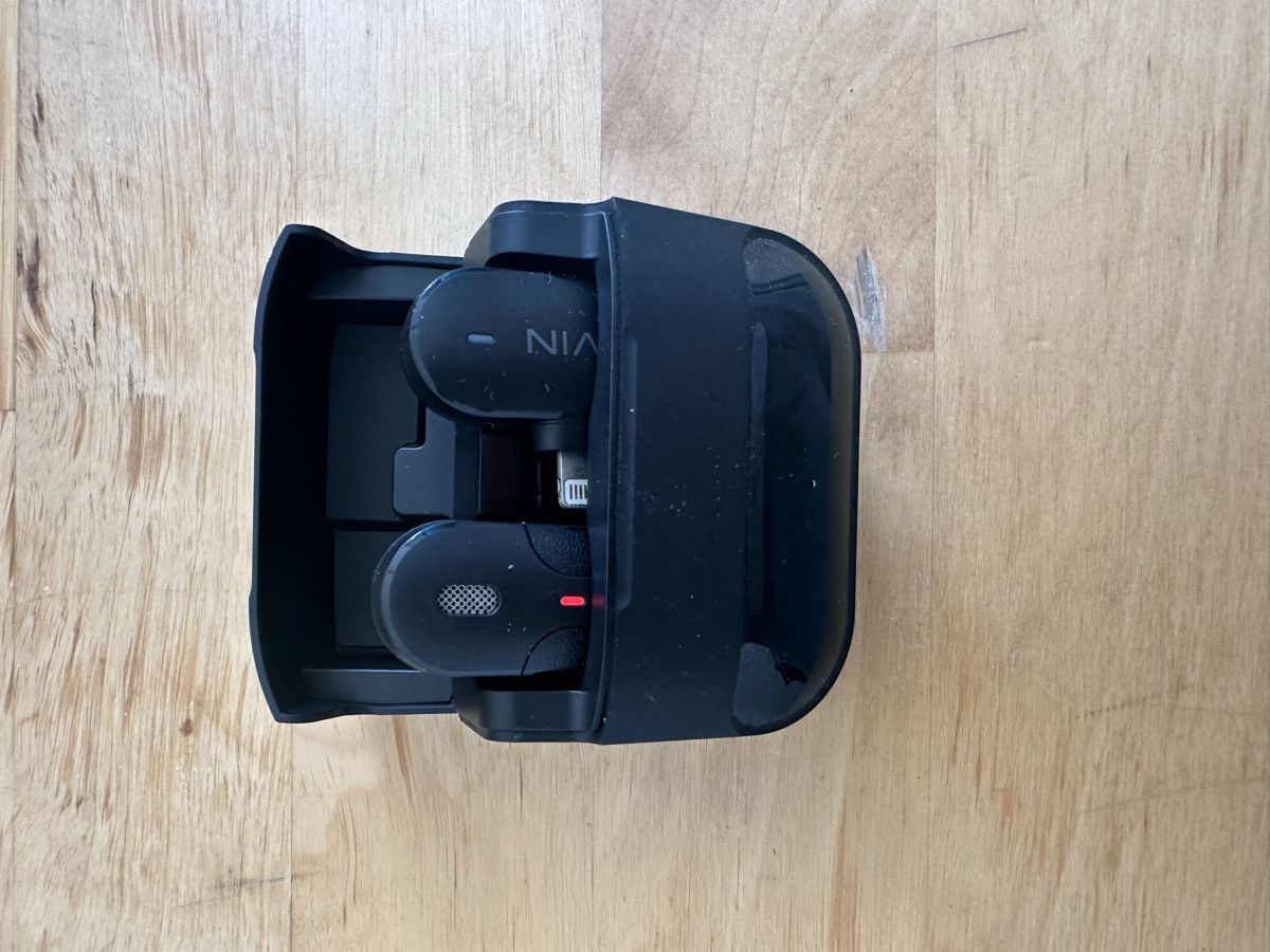 Microfoni: Bavin Wireless Lavalier Microphone Lightning Black Used – Usato da Gutenswil venduto da 333_ssx8 1