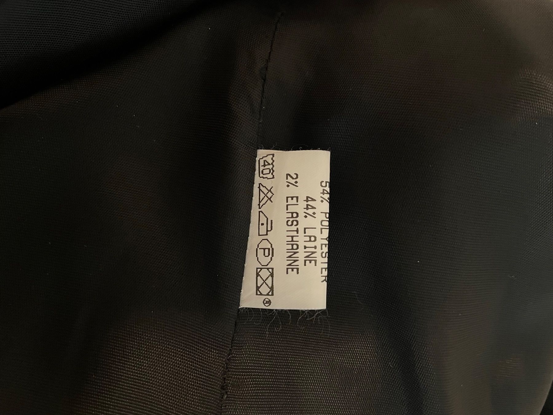 Costumi: Kostüm – Usato da Kriens venduto da Mayang 3