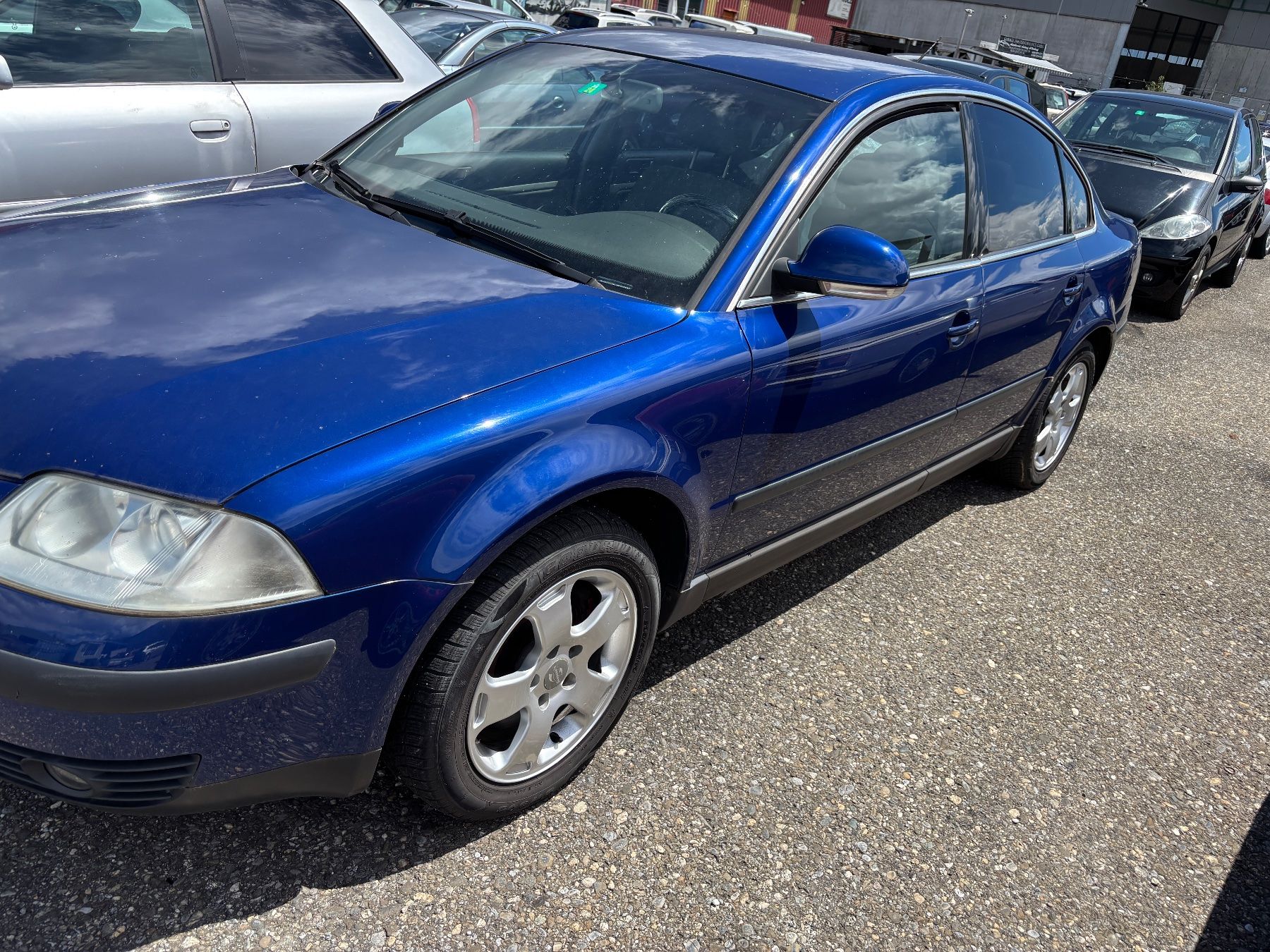 VW Automobili: VW Passat 2.3 V5 Automat – Usato da Eschen venduto da kingkong010 3