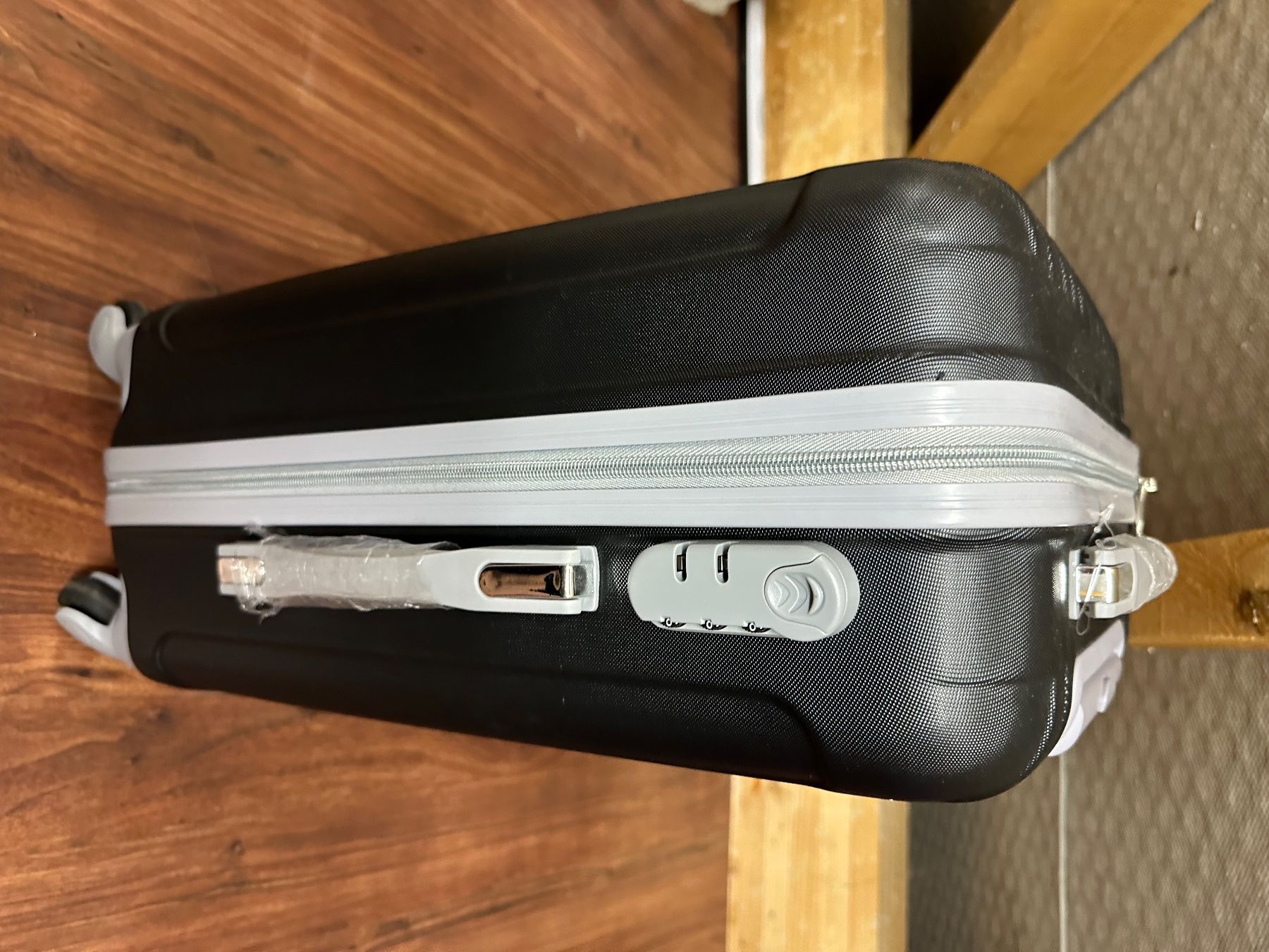 Valigie: Reisekoffer schwarz, Handgepäck – Usato da Othmarsingen venduto da daisy18 4