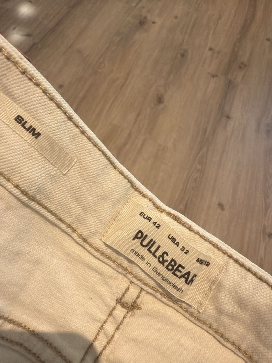 Pull&Bear Jeans: Pull&Bear Jeansshorts beige Grösse 42 Slim – Gebraucht aus Vorderthal von Diethelm8853 2
