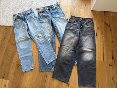 3 Jeans Hosen Set blau und grau Grösse XS