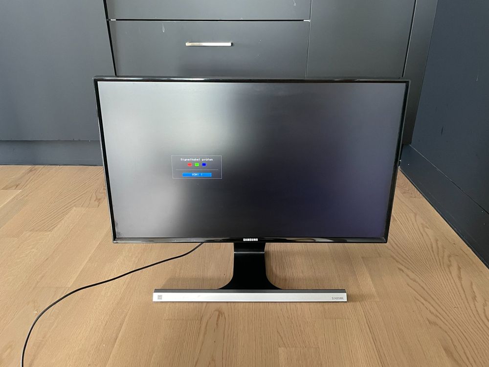Samsung 24-Zoll Monitor | Kaufen auf Ricardo