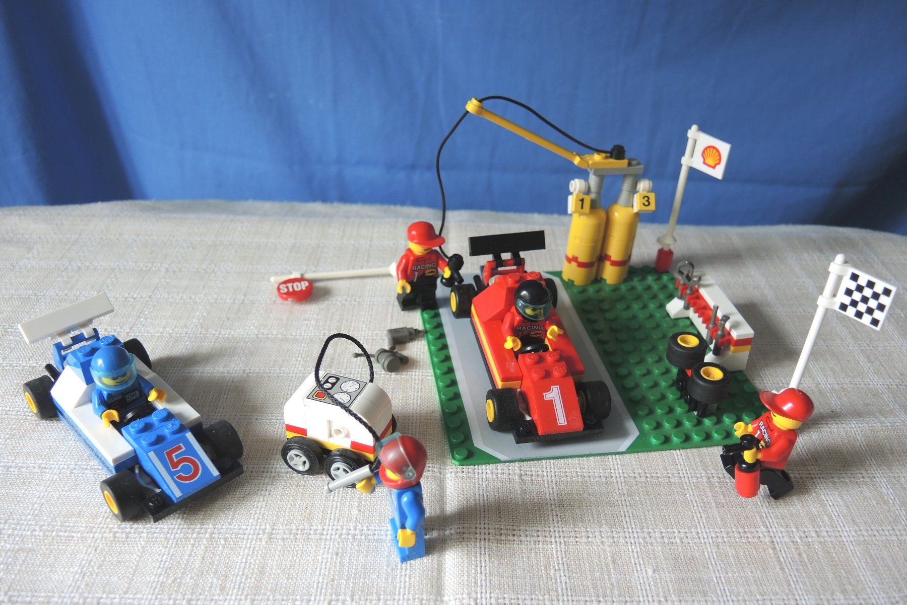 Lego Spielzeuge: Formula1 Pit Stop, Shell Promoset 2554 (1998) – Gebraucht aus Burgdorf von ursla50 2