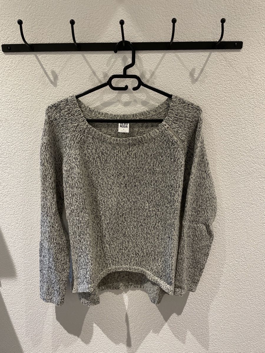 Pulls & Sweat-shirts: Pullover von Vero Moda – D'occasion à Schmitten FR par Monei19