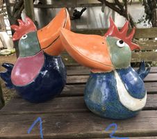 2 Keramik Fantasie-Vögel handgemacht.