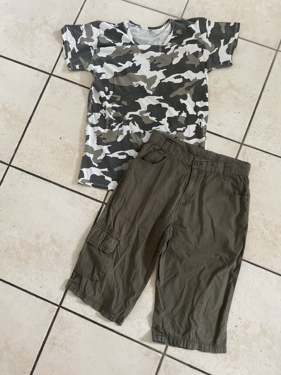 Lotti & Set di vestiti: Cooles Camouflage Sommerset Gr.152 – Usato da Obergerlafingen venduto da cabo4
