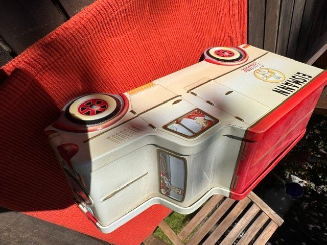 Tutte le decorazioni: Vintage-Blechdose in Form eines Eismann-Lieferwagens – Usato da Freudwil venduto da Ginoginelli 1
