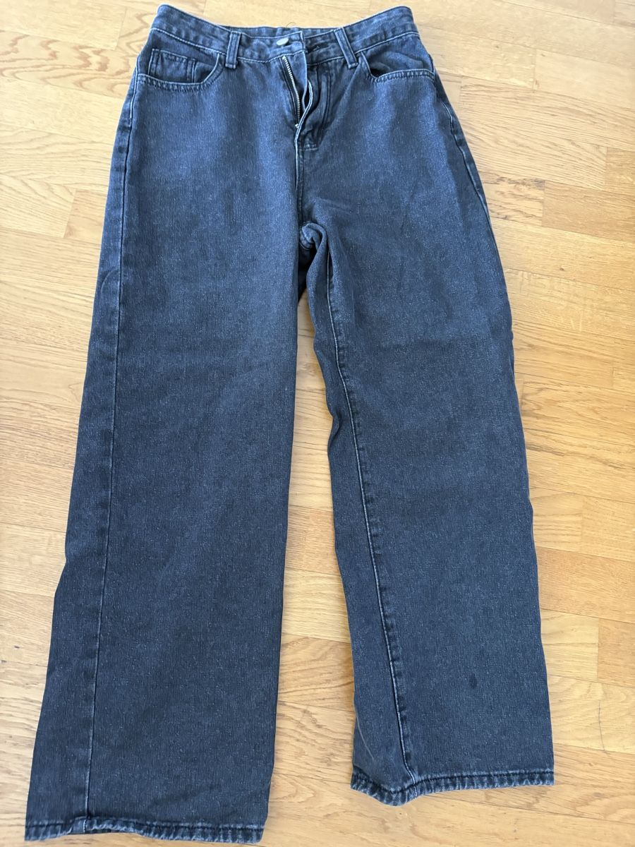 Shein Jeans: Schwarze Jeans, High waist, Gr. 36 / S – Gebraucht aus Beromünster von msklef 2