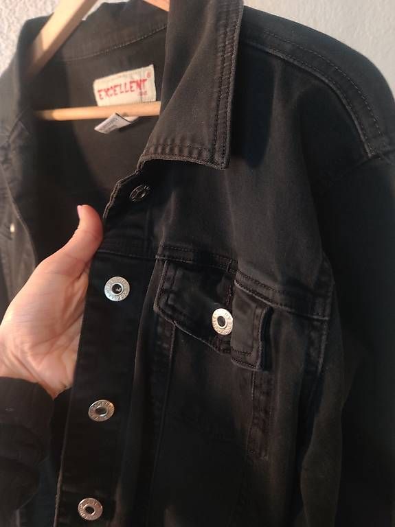 Jacken: Veste en jeans noir taille M/L – Gebraucht aus Fribourg von cou_v62j 2