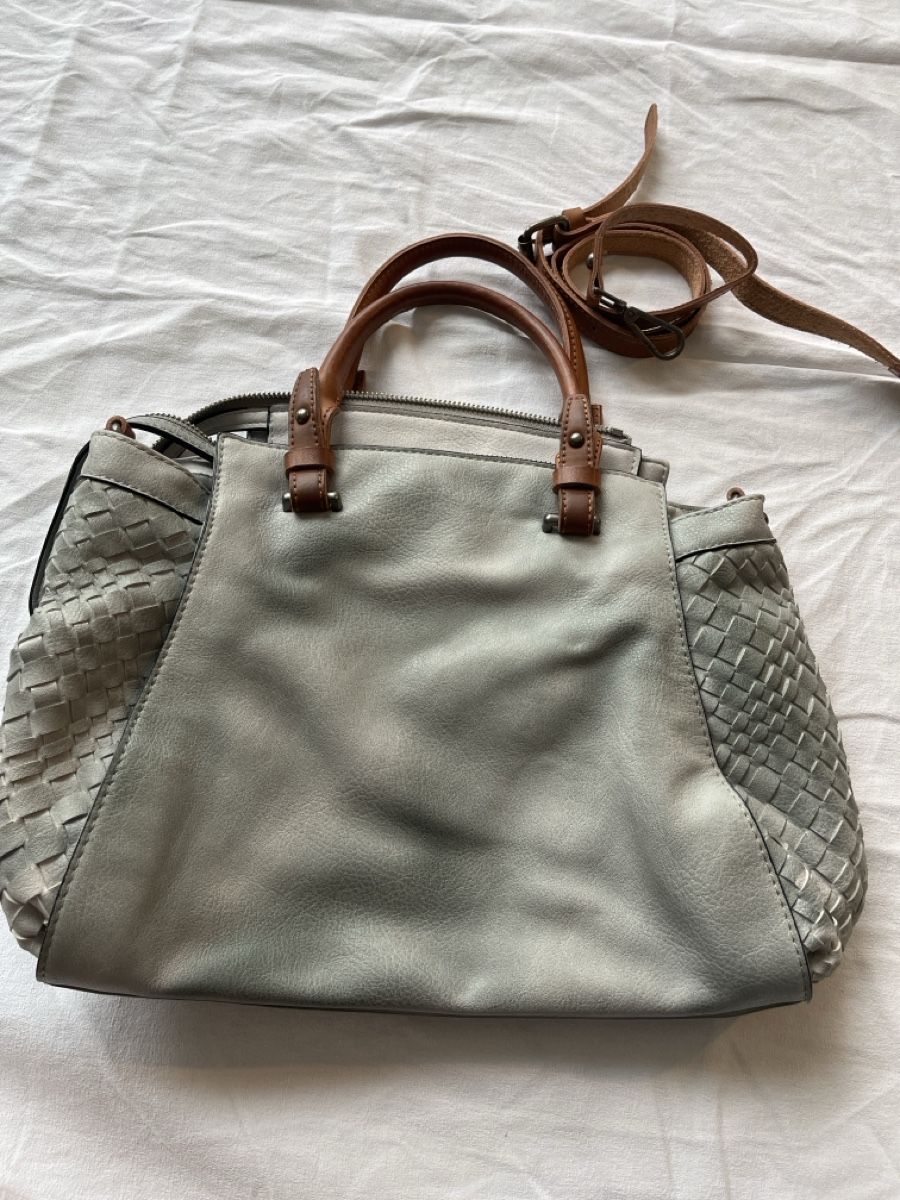 Borse da donna: Chic & Pretty Tasche grau, sehr gut erhalten – Usato da Niederhasli venduto da Suneblueme