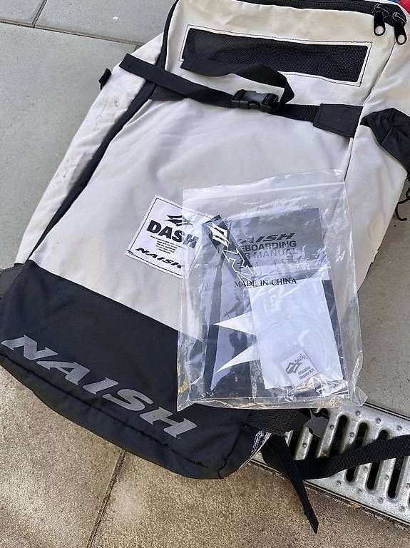 Naish Aquilone: Naish Dash s26 10m2 – Usato da Melchnau venduto da Swifty 4