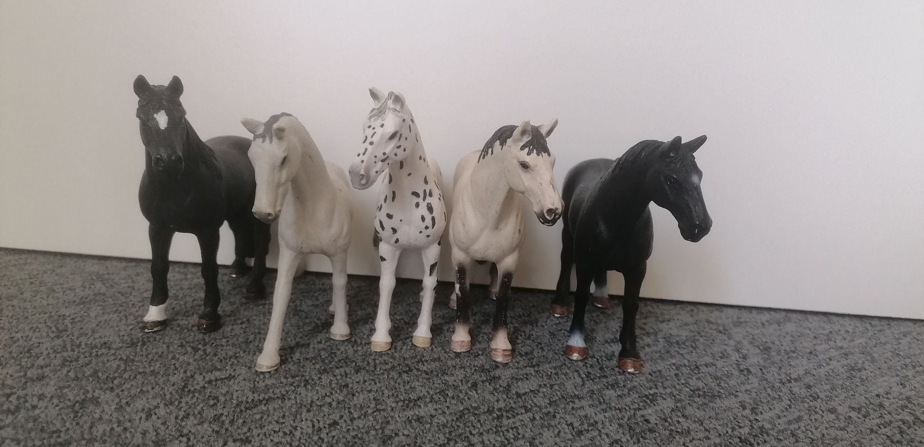 Schleich Giocattoli: Schleich Pferdestall mit div. Zubehör – Usato da Bürglen TG venduto da Fidiburns 1