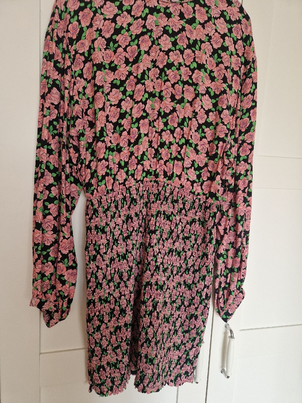 Zara Vestiti: Robe Zara à fleurs roses, taille M – Usato da Pully venduto da Patriciaeve 3