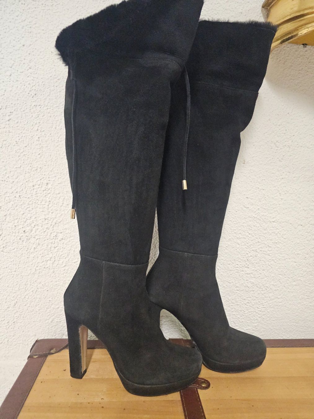 Max Mara Damenschuhe: STIEFEL Lammfell MAX MARA GR. 38  NEU! – Neu (gemäss Beschreibung) aus Rheineck von aron012