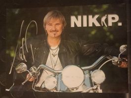 Nik P. - Handsigniert Autogrammkarte