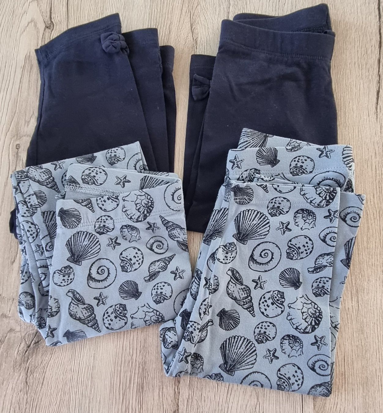 Strümpfe & Strumpfhosen: 2er Set Leggings, Sommer, Gr. 110/116, Top Zustand! – Neu (gemäss Beschreibung) aus Grossdietwil von GNOM313