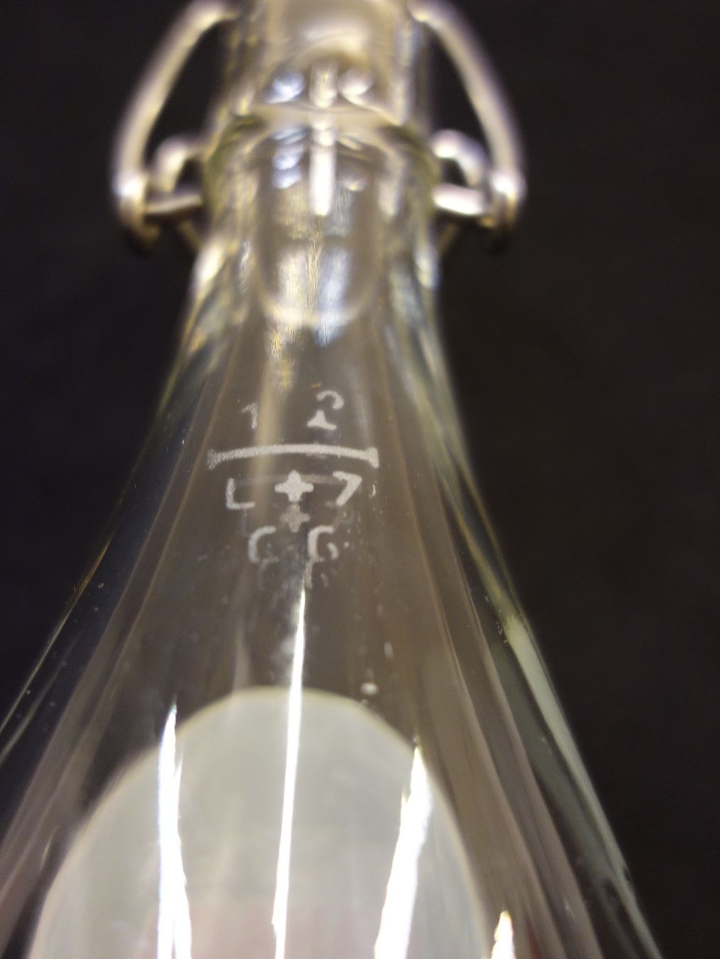Bicchieri, Caraffe & Bottiglie: alte Flasche CANADA DRY GINGER ALE Vintage 1966 – Usato da Kerzers venduto da Flaschenposten 9