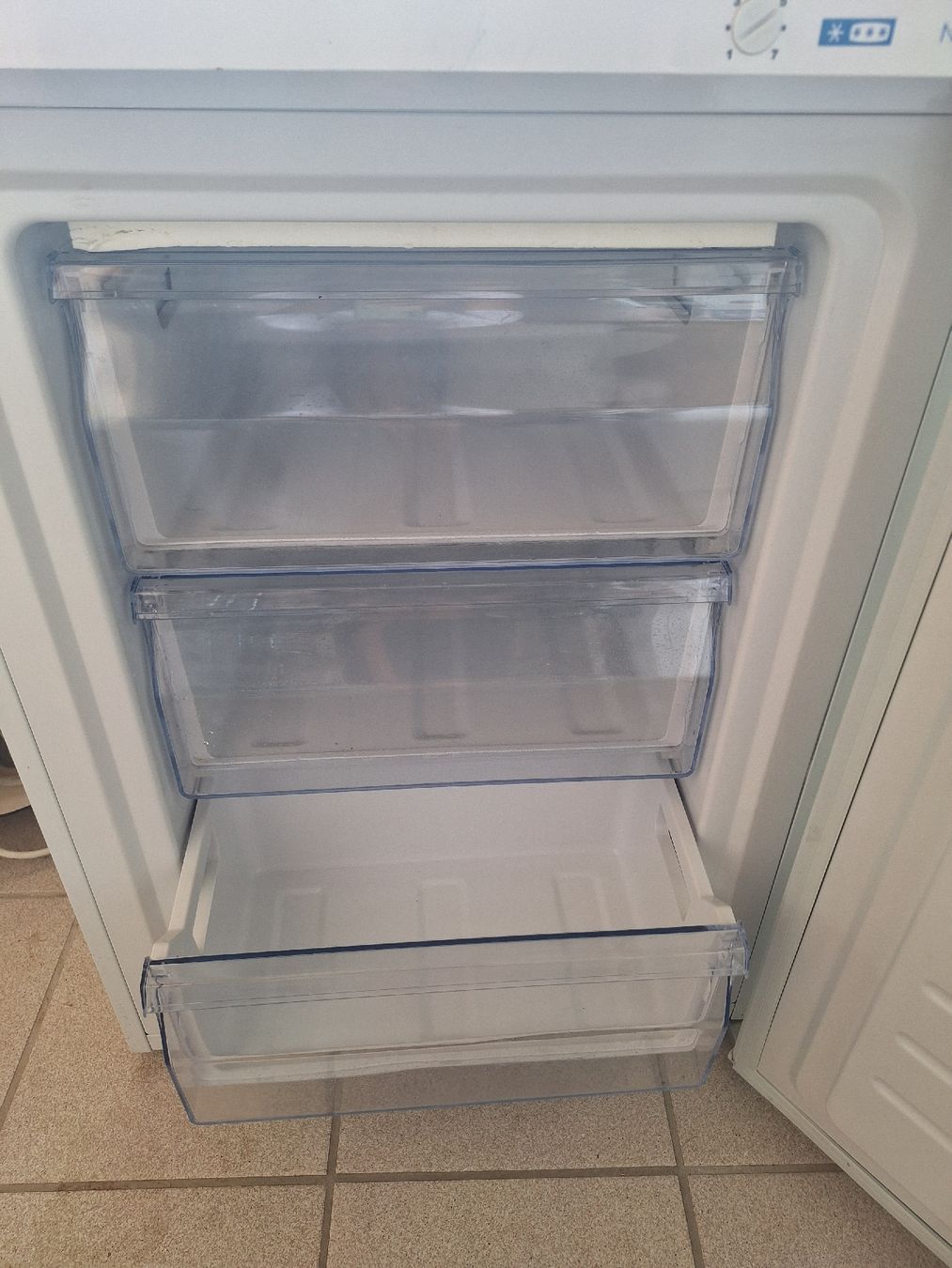 Novamatic Congelatori: Gefriertruhe Novamatic TF 98 – Usato da Nennigkofen venduto da mir_8fzn 3
