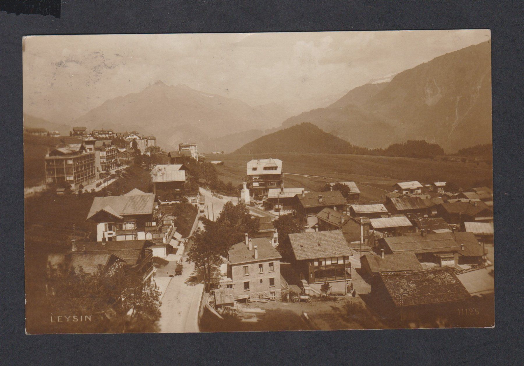 Cartoline postali: LEYSIN    VD   :   alte Ansichtskarte 1920er-Jahre – Usato da Vitznau venduto da Ropaku