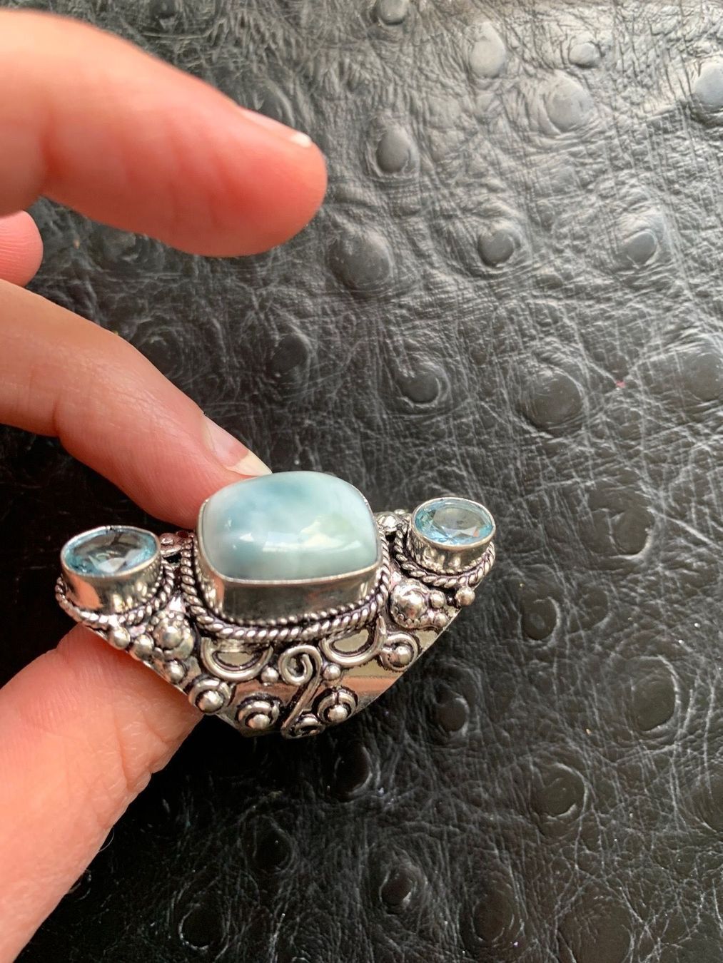 Bagues: Wunderschöner Ring mit Larimar – Neuf (Voir description) à Birsfelden par Exclusivity 4