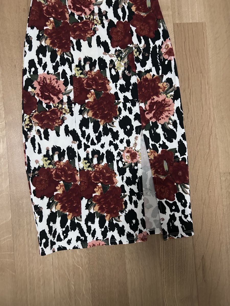 Kleider: Dress leopard print floral pattern – Gebraucht aus Belp von jan_6yvx 1