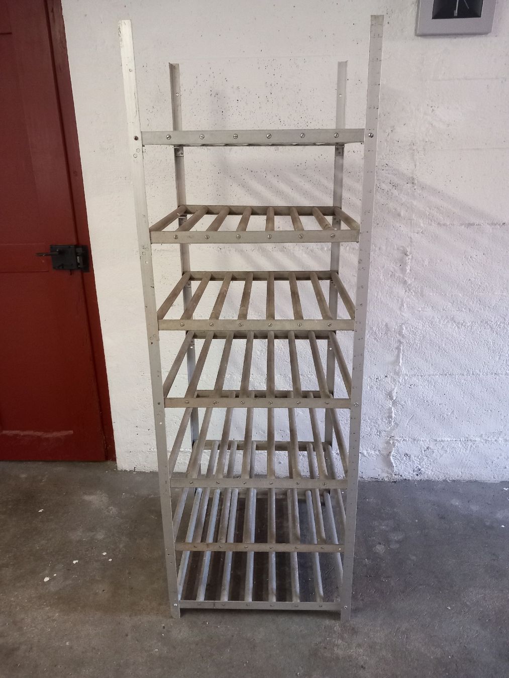 Scaffali: Weinregal Metall 6 Etagen gebraucht – Usato da Oftringen venduto da JustRayyyy 1