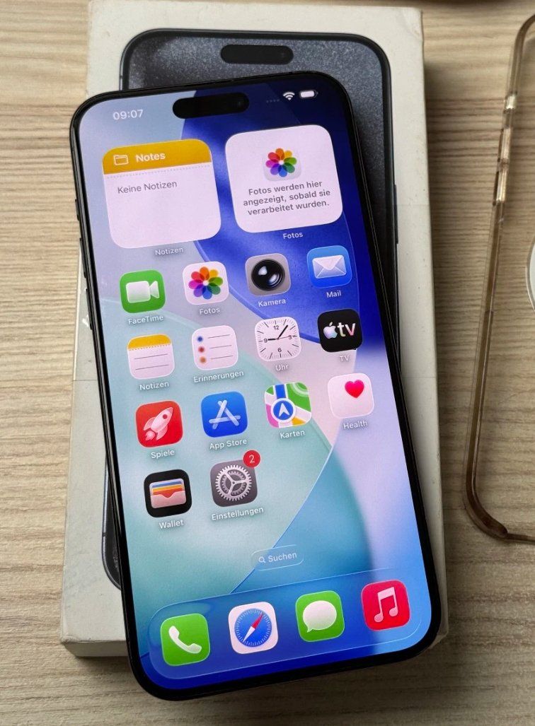 Apple Telefoni cellulari / Smartphones: iPhone 15 Pro Max (512GB) Akku 95% – Usato da Luzern venduto da Waince786 2