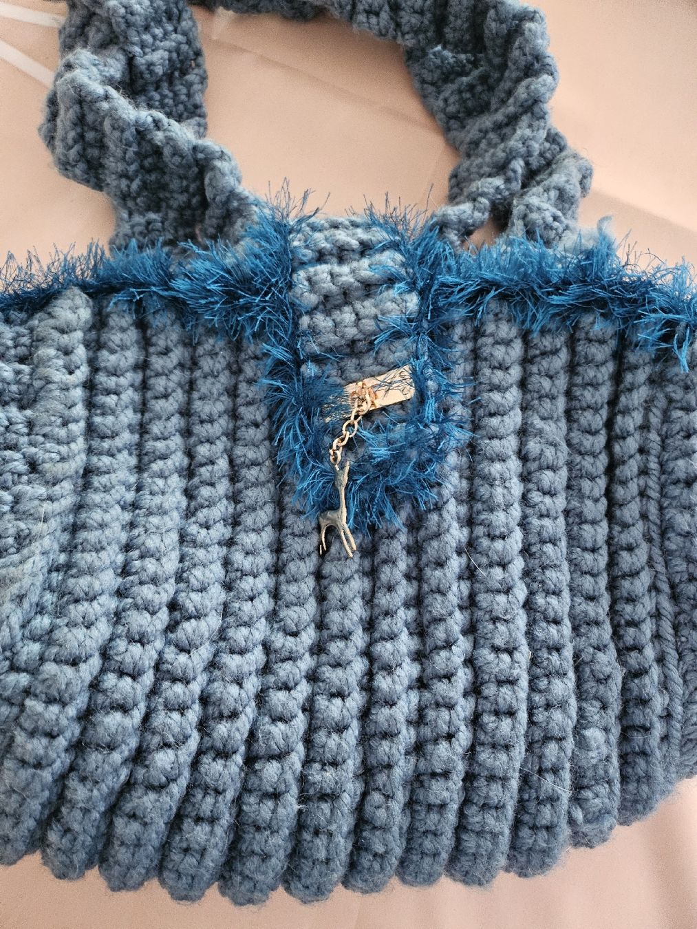 Borse da donna: sac en laine fait main – Usato da Dietlikon venduto da mic_z7ly 1