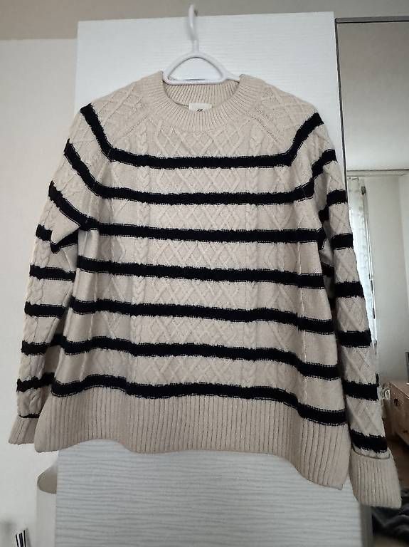 H&M Maglioni & Felpe: Pullover H&M – Nuovo (secondo la descrizione) da Lachen SZ venduto da nathiisch