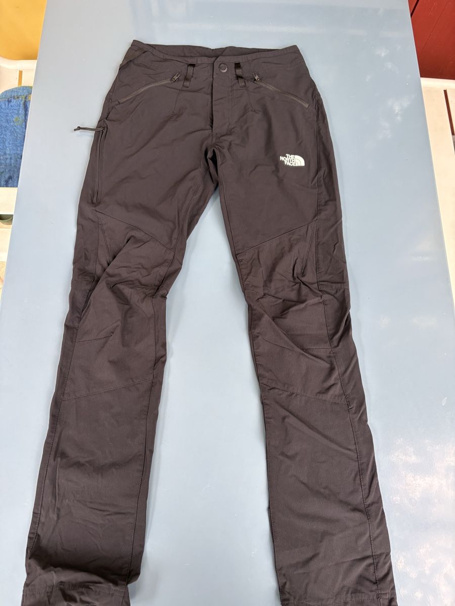 North Face Pantaloni: Wanderhose The North Face - Grösse 34 – Usato da Riehen venduto da Rheinweg