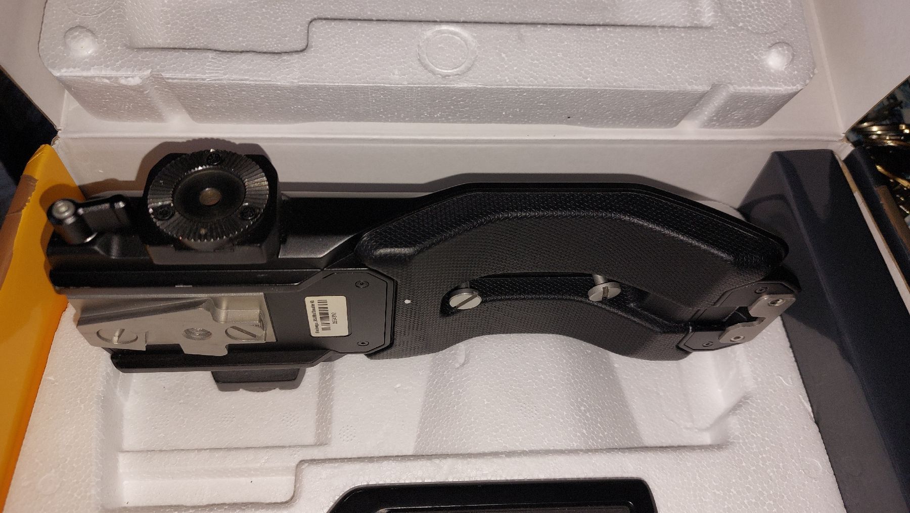 Blackmagic Videocamere: Blackmagic Design Shoulder Kit im OVP – Usato da Rheineck venduto da FMPTV 2