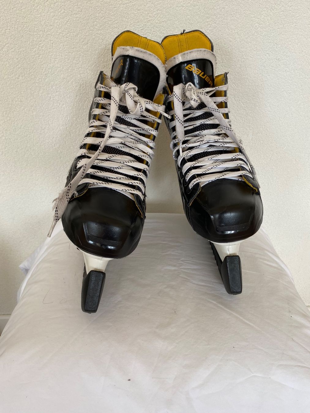 Bauer Pattini da ghiaccio: BAUER SKATE GRÖSSE 43 – Usato da Zürich venduto da Fashionparade