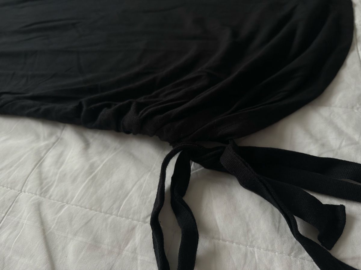 H&M Robes: Robe noire H&M, taille 32 – D'occasion à Geroldswil par MeganeMegane 2