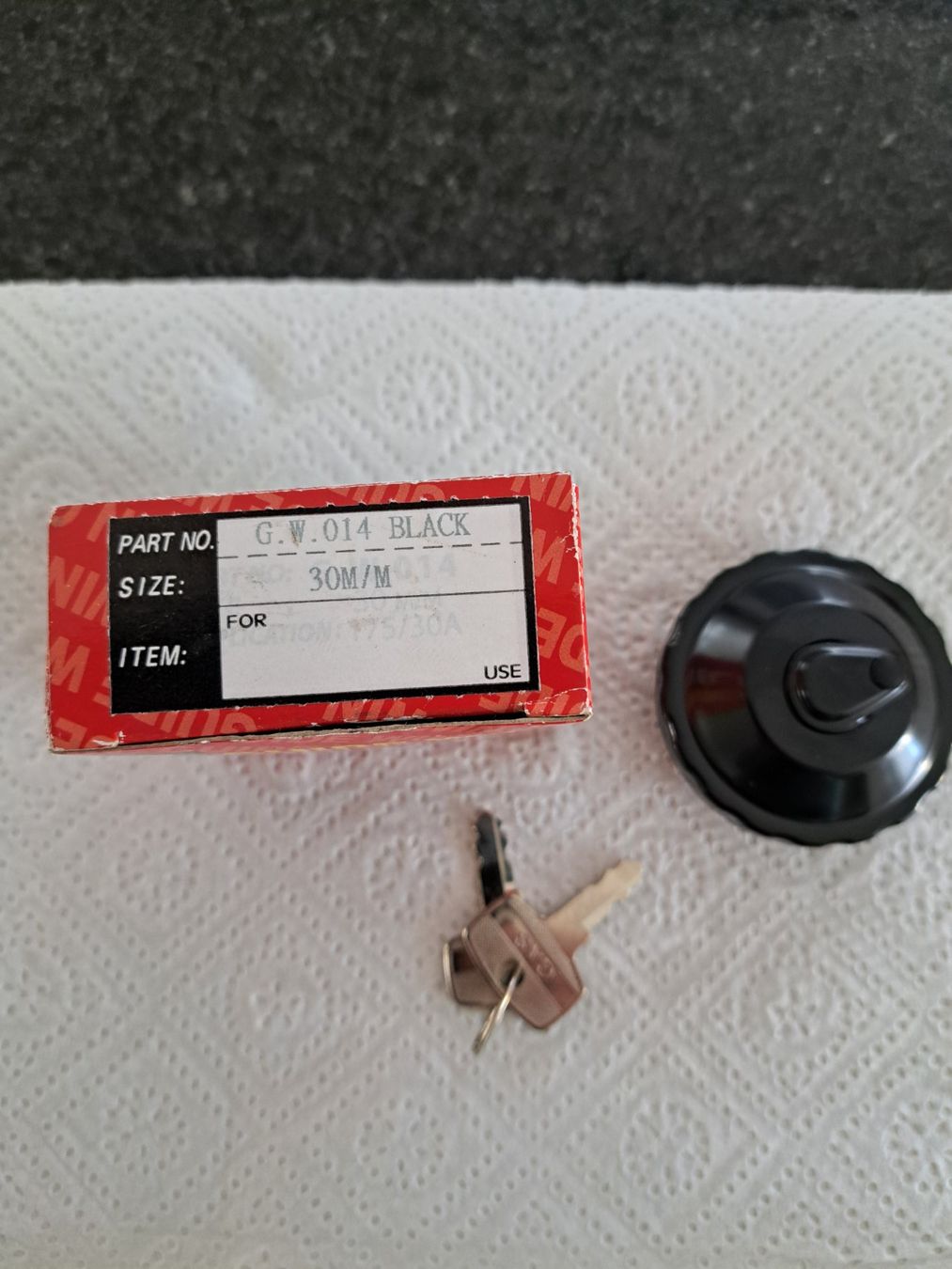 Mofa-Ersatzteile: Tankdeckel 30mm Black – Neu und originalverpackt aus Boswil von Mriesen