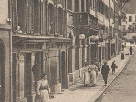 AARAU: Vordere Vorstadt animiert mit Geschäften 1910