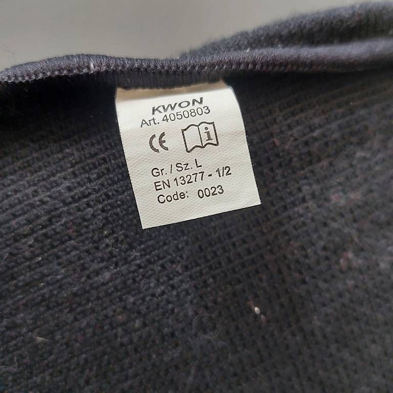 Guanti & manicotti: Kungfu Kampf Boxhandschuhe Schoner Grösse L – Usato da Ermenswil venduto da Ingram0 3